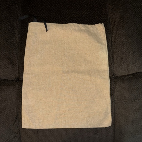 Gucci authentic NWOT linen drawstring, dust bag - Picture 2 of 6